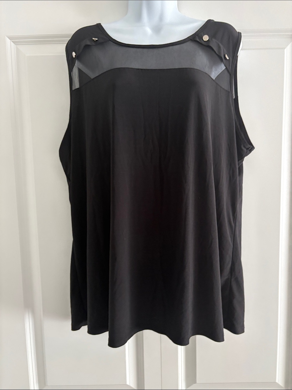 Adele & May black sleeveless blouse Size 2X